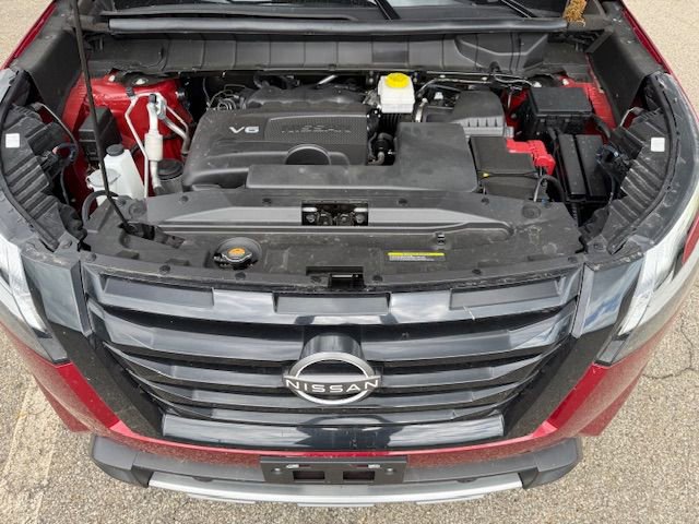 Used 2023 Nissan Pathfinder SL w/ Black Appearance Package image 35