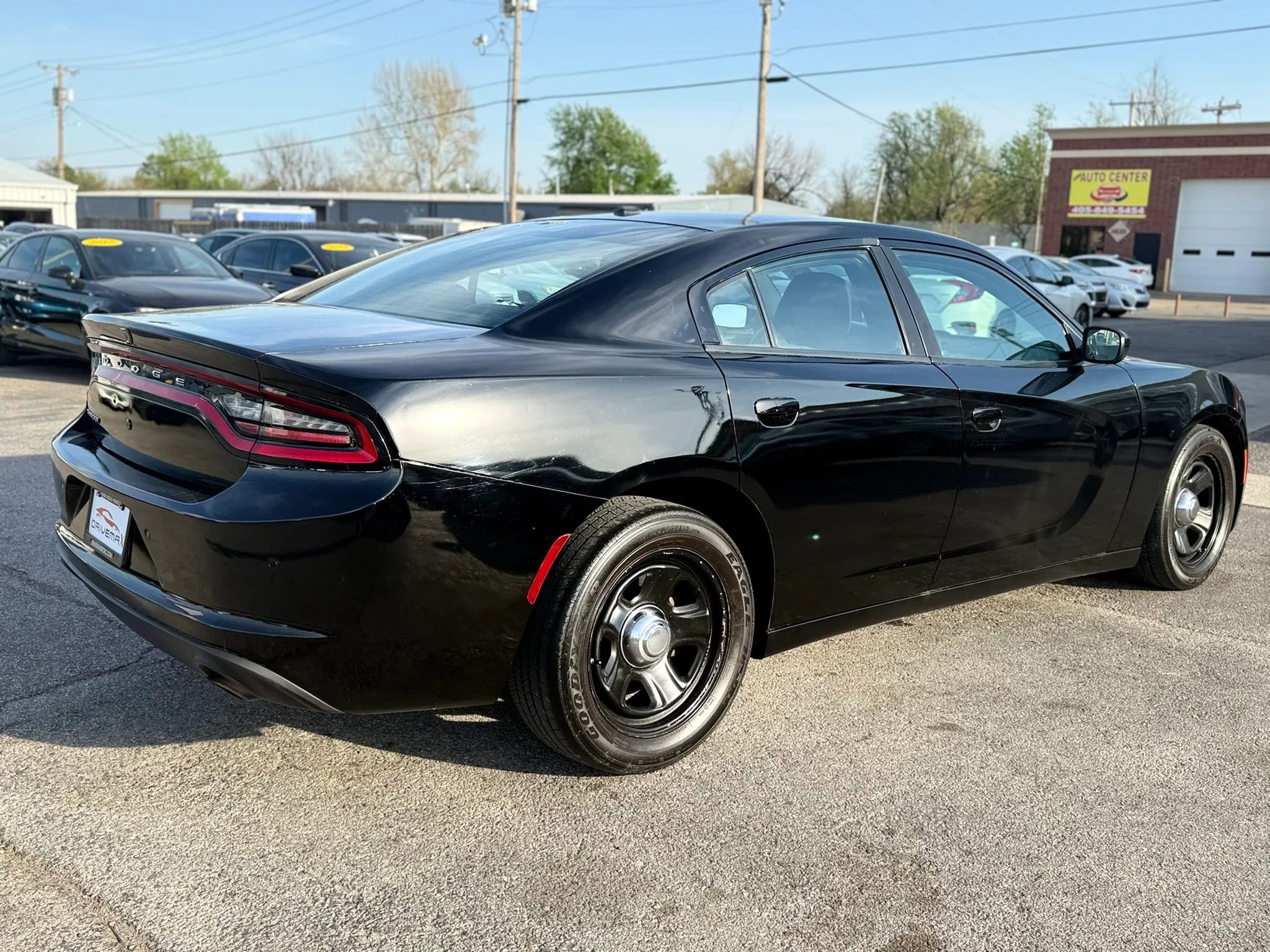 Used 2019 Dodge Charger Police w/ Street Appearance Group RWD image 3