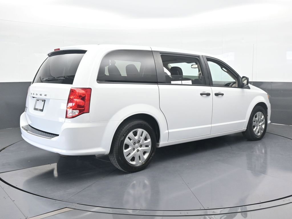 Used 2020 Dodge Grand Caravan SE image 6