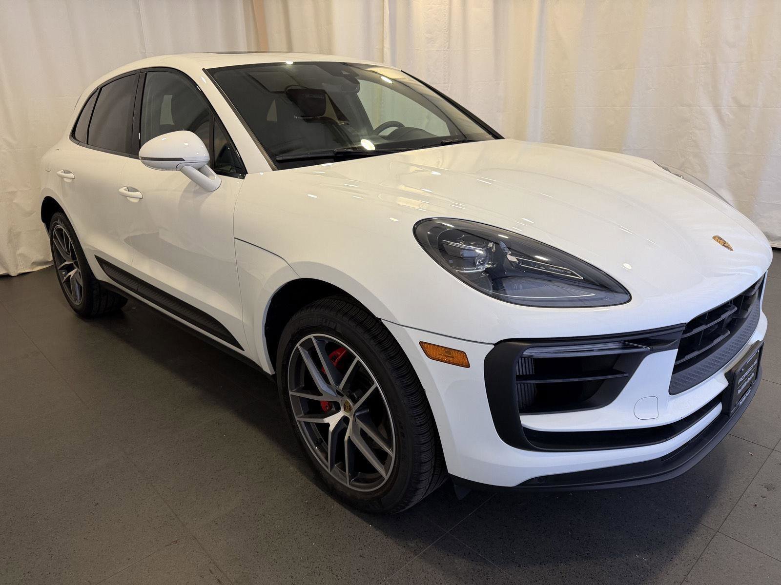 Certified 2023 Porsche Macan S image 7