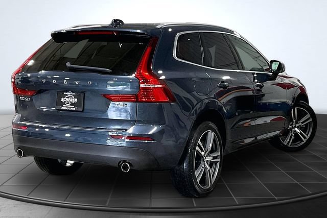 Certified 2021 Volvo XC60 T5 Momentum w/ Advanced Package AWD/4WD image 3