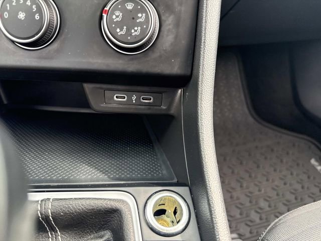 Used 2023 Volkswagen Jetta S image 37