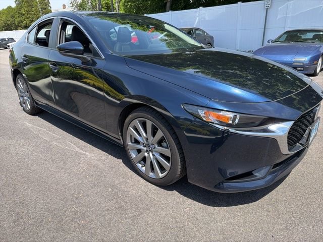 Used 2022 MAZDA MAZDA3 s FWD video 1
