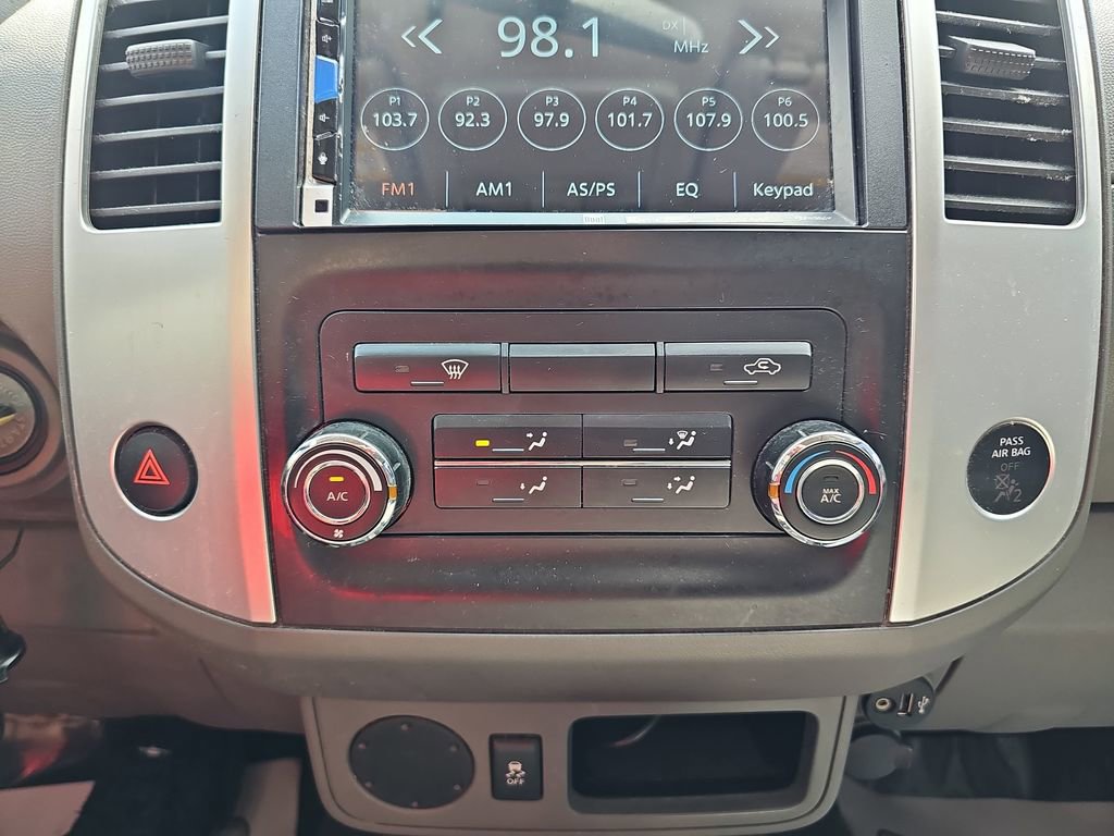 Used 2019 Nissan Frontier SV image 25