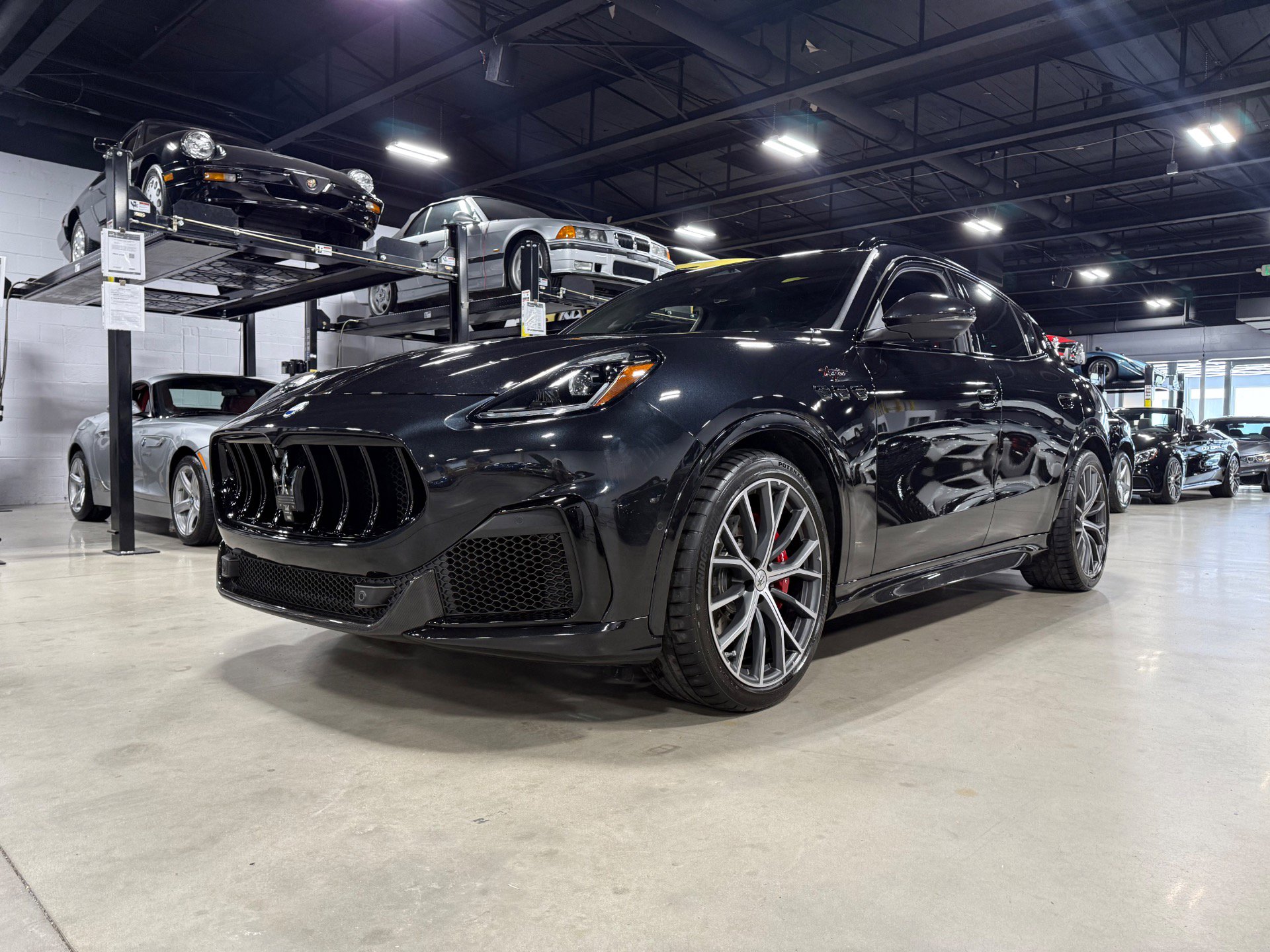 Used 2024 Maserati Grecale Trofeo image 9