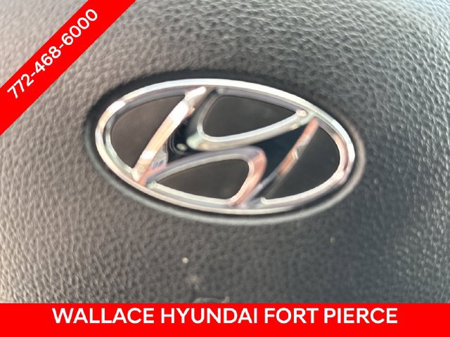 Used 2023 Hyundai Santa Fe SEL w/ Premium Package FWD image 21