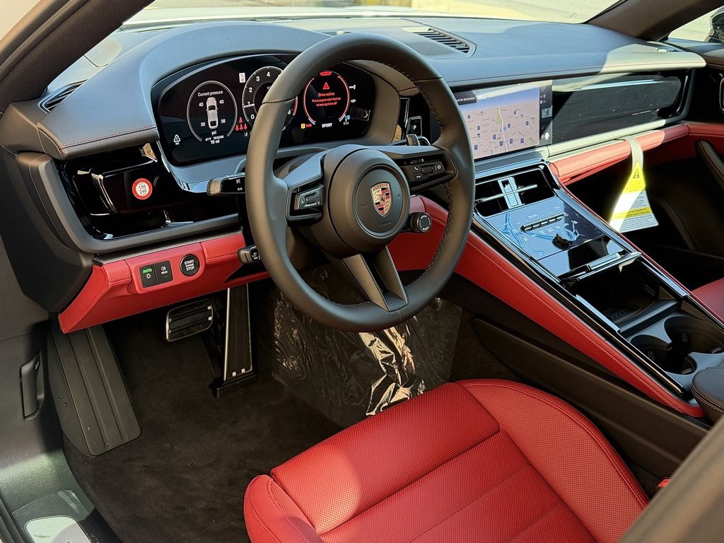 New 2026 Porsche Panamera 4 image 4
