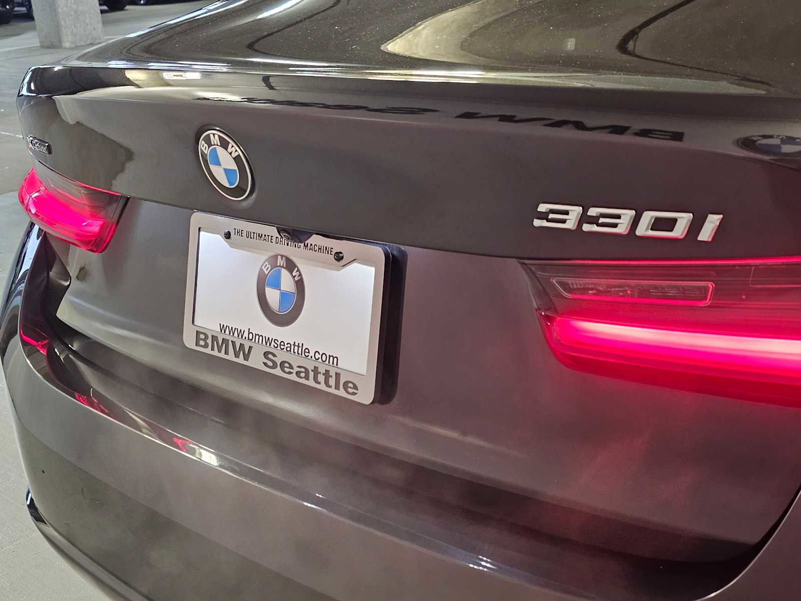 Used 2025 BMW 330i xDrive 330i xDrive w/ Premium Package image 7