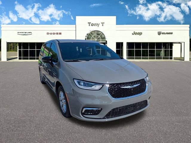 New 2025 Chrysler Pacifica Select image 1
