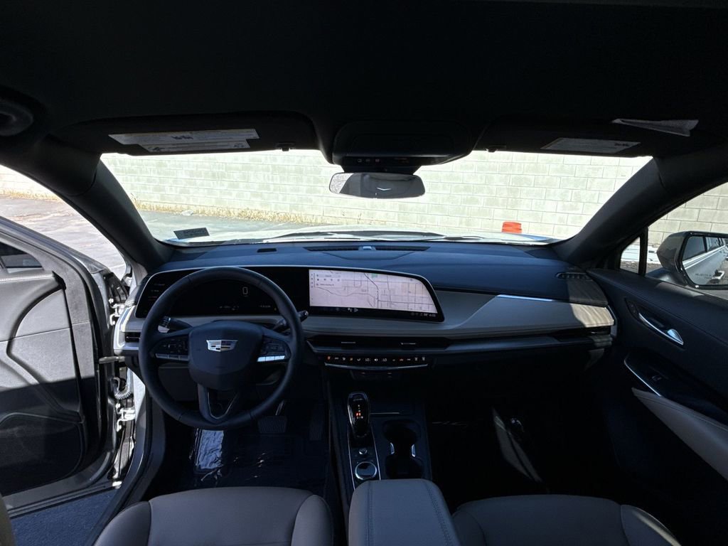 Used 2024 Cadillac XT4 Luxury image 20