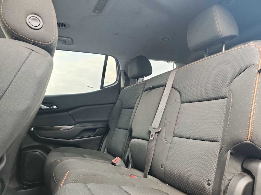 Used 2023 GMC Acadia AT4 AWD/4WD image 14