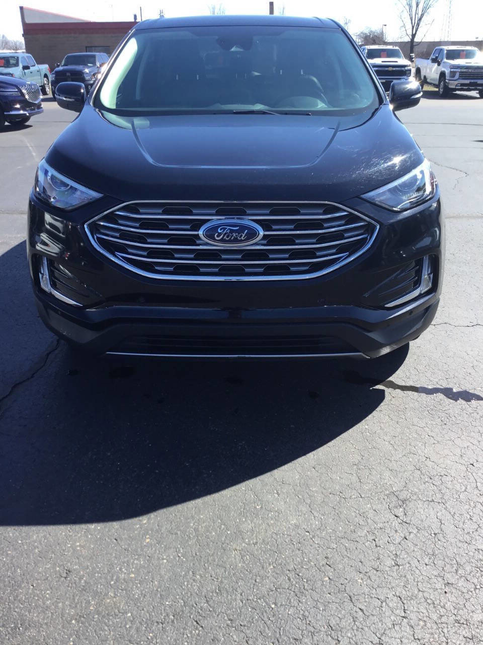 Used 2024 Ford Edge Titanium AWD/4WD image 8