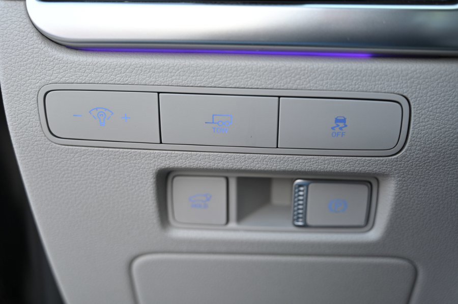 Used 2023 Hyundai Palisade Calligraphy image 33