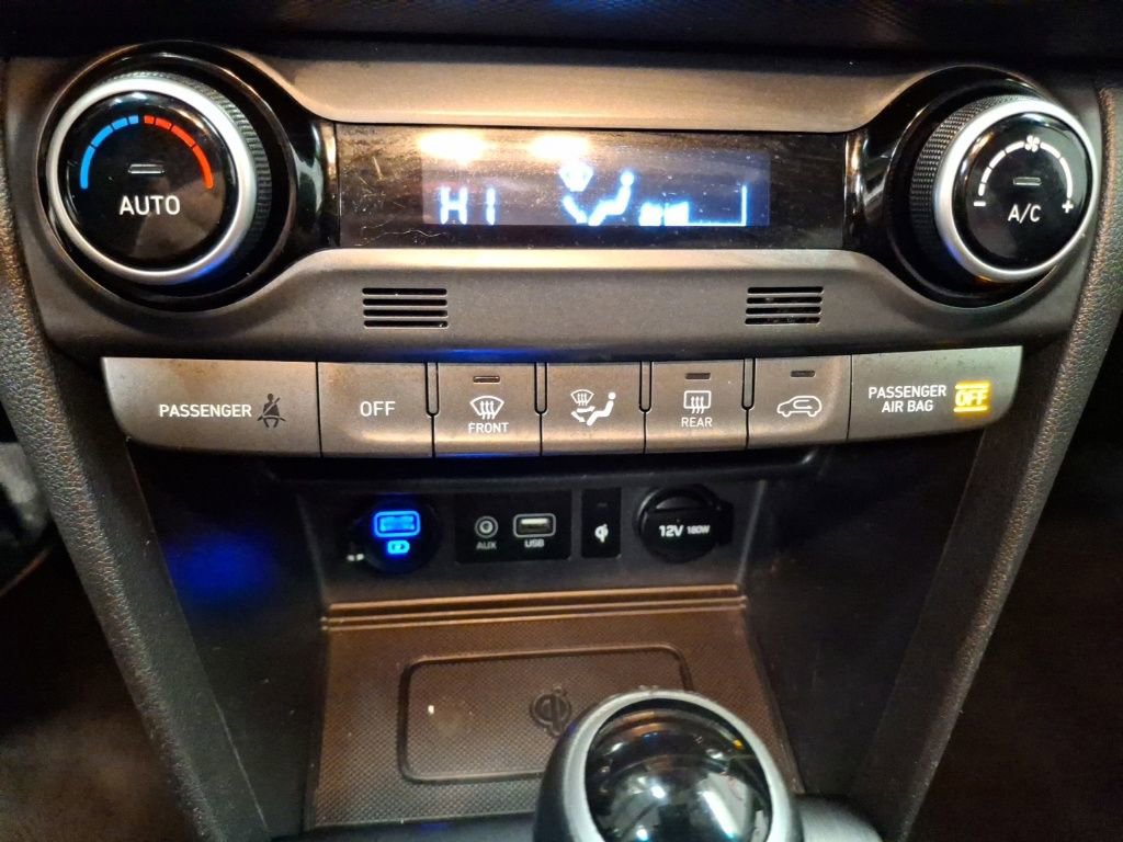 Used 2020 Hyundai Kona Limited image 27