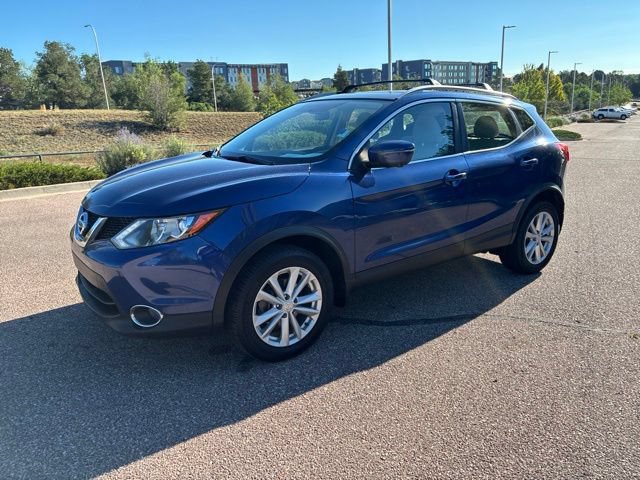 Used 2018 Nissan Rogue Sport SV w/ SV Technology Package AWD/4WD image 3