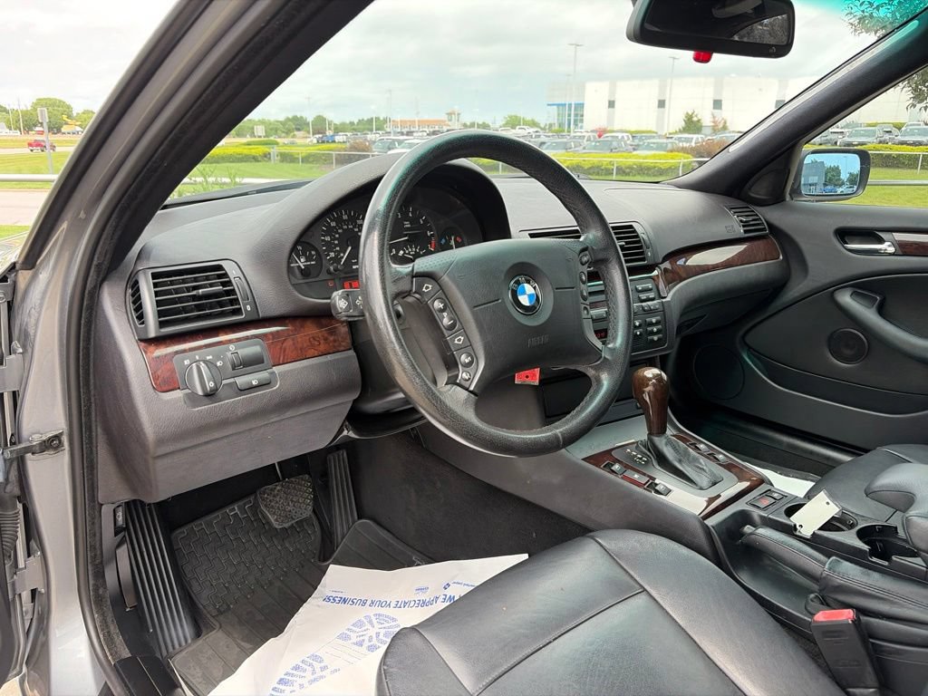 Used 2004 BMW 325i Sedan RWD image 43
