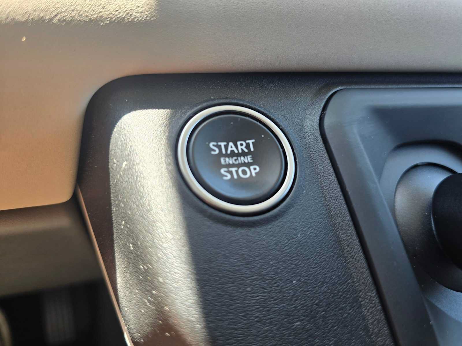 Used 2024 Land Rover Defender 130 S AWD/4WD image 31