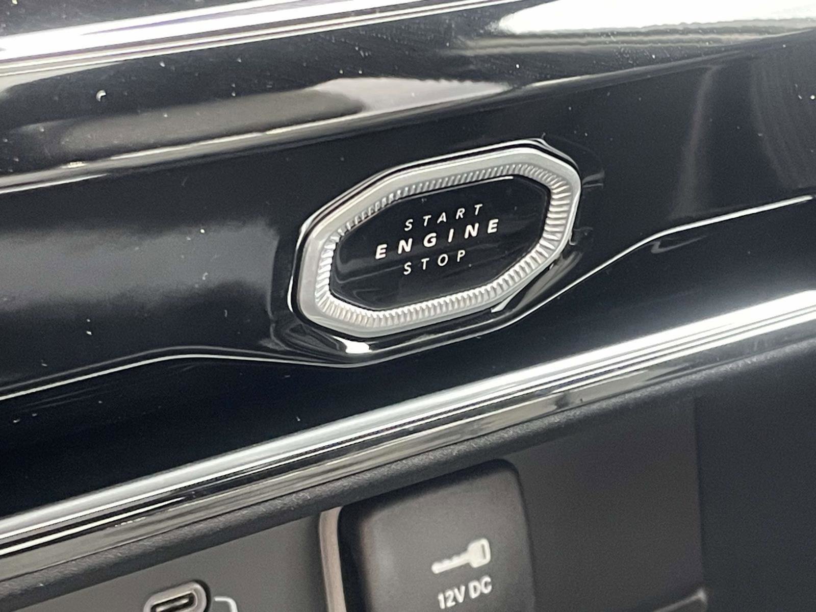 New 2026 Jeep Grand Cherokee Limited AWD/4WD image 15