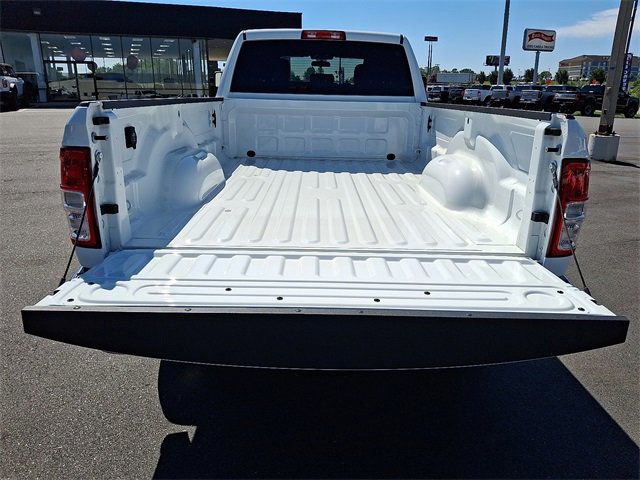 Used 2023 RAM 3500 Tradesman w/ Chrome Appearance Group image 24