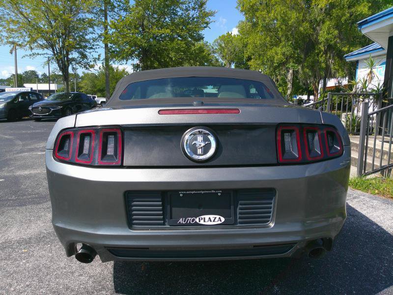 Used 2013 Ford Mustang Premium RWD image 6