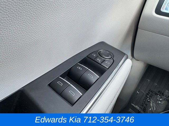 Used 2025 GMC Acadia Denali w/ LPO, Floor Liner Package image 25
