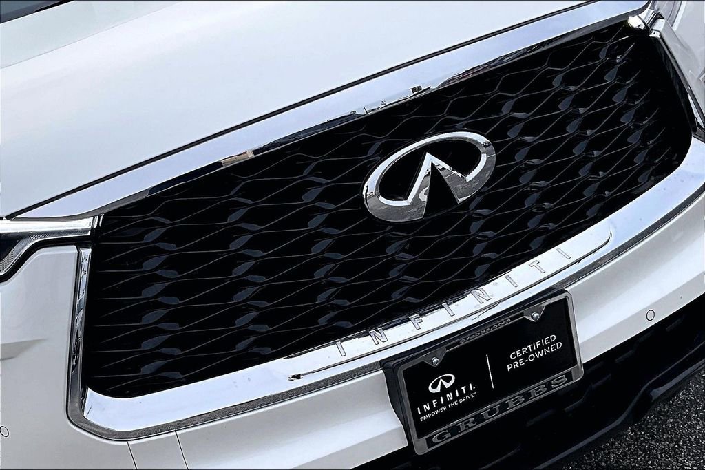 Certified 2025 INFINITI QX60 Luxe w/ Cargo Package FWD image 39