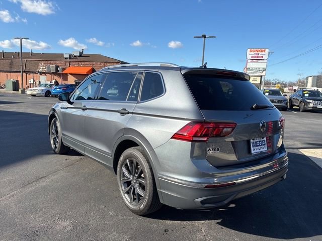 Used 2024 Volkswagen Tiguan SE image 8