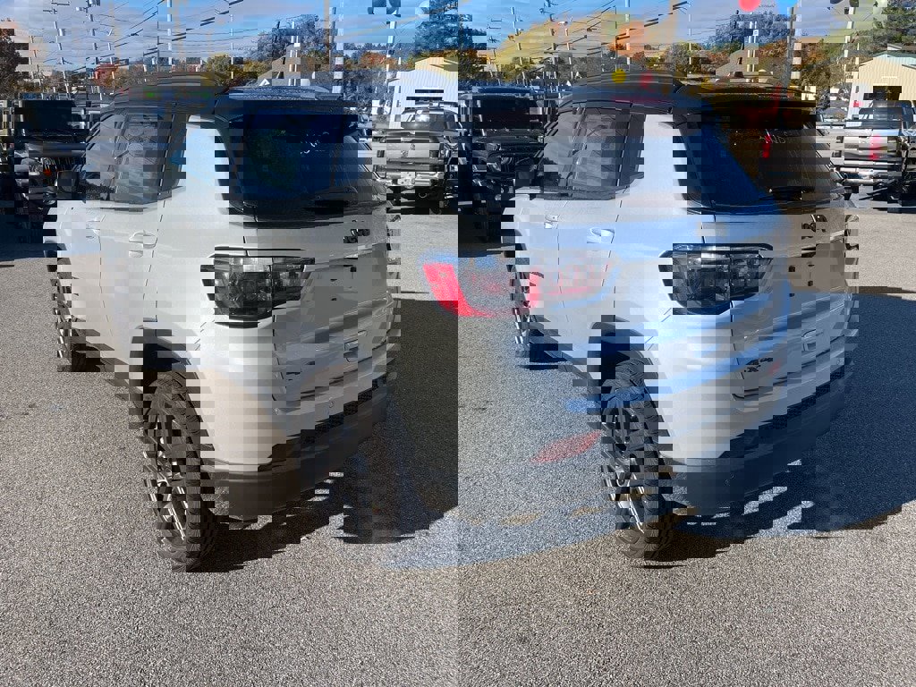 New 2026 Jeep Compass Limited image 5