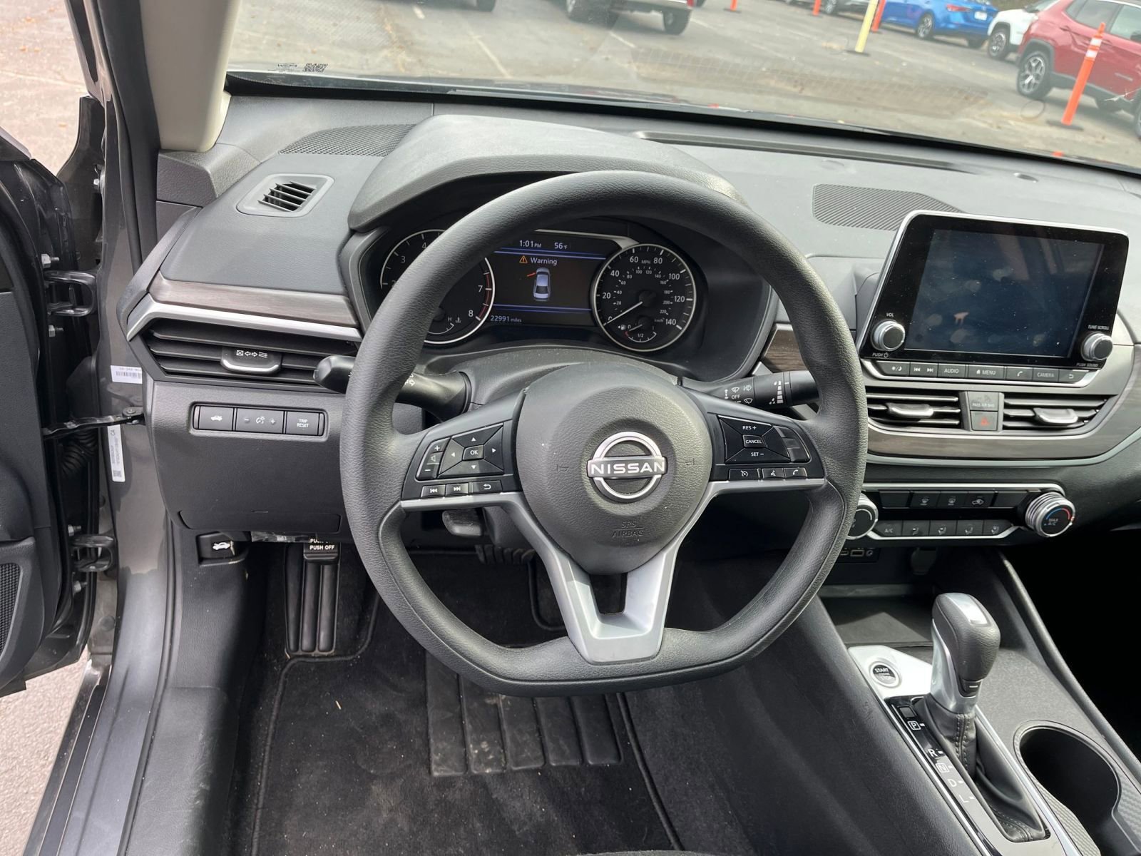 Used 2025 Nissan Altima 2.5 SV image 27