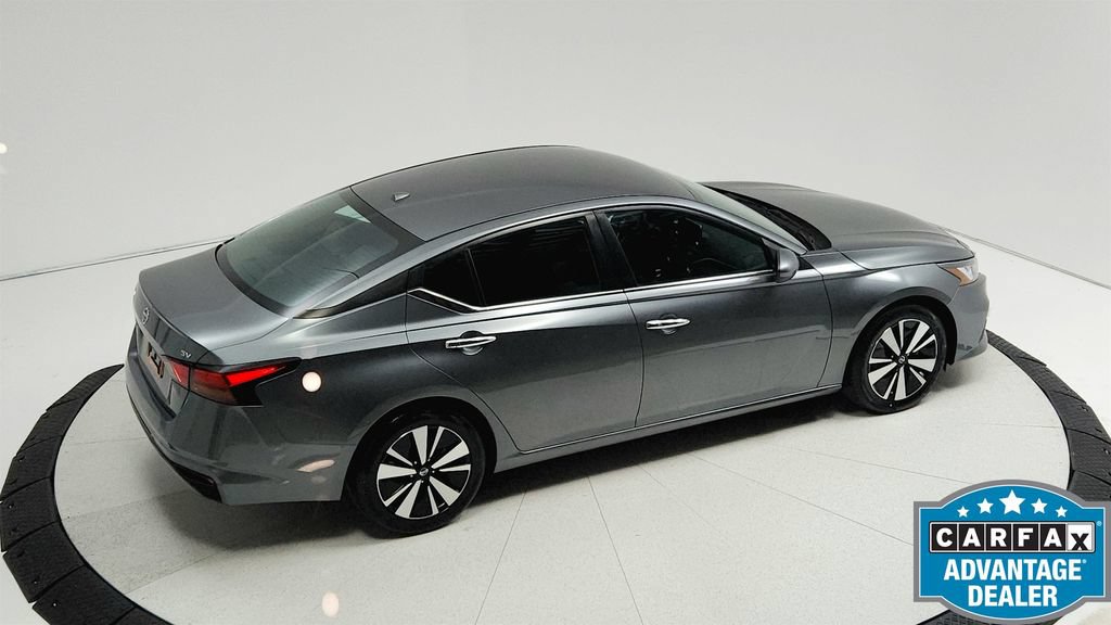 Used 2022 Nissan Altima 2.5 SV FWD image 22