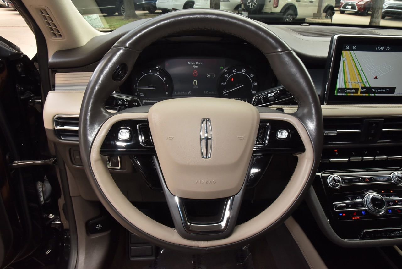 Used 2022 Lincoln Corsair FWD w/ Premium Package image 22