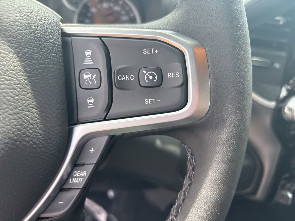 New 2026 RAM 2500 Big Horn AWD/4WD image 20