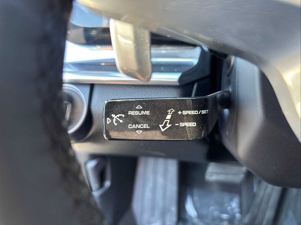 Used 2018 Porsche Panamera 4 image 14