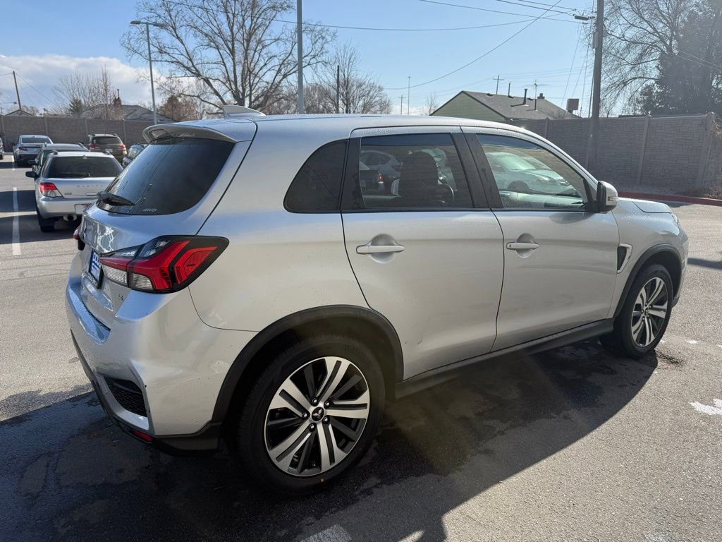 Used 2024 Mitsubishi Outlander Sport SE image 4