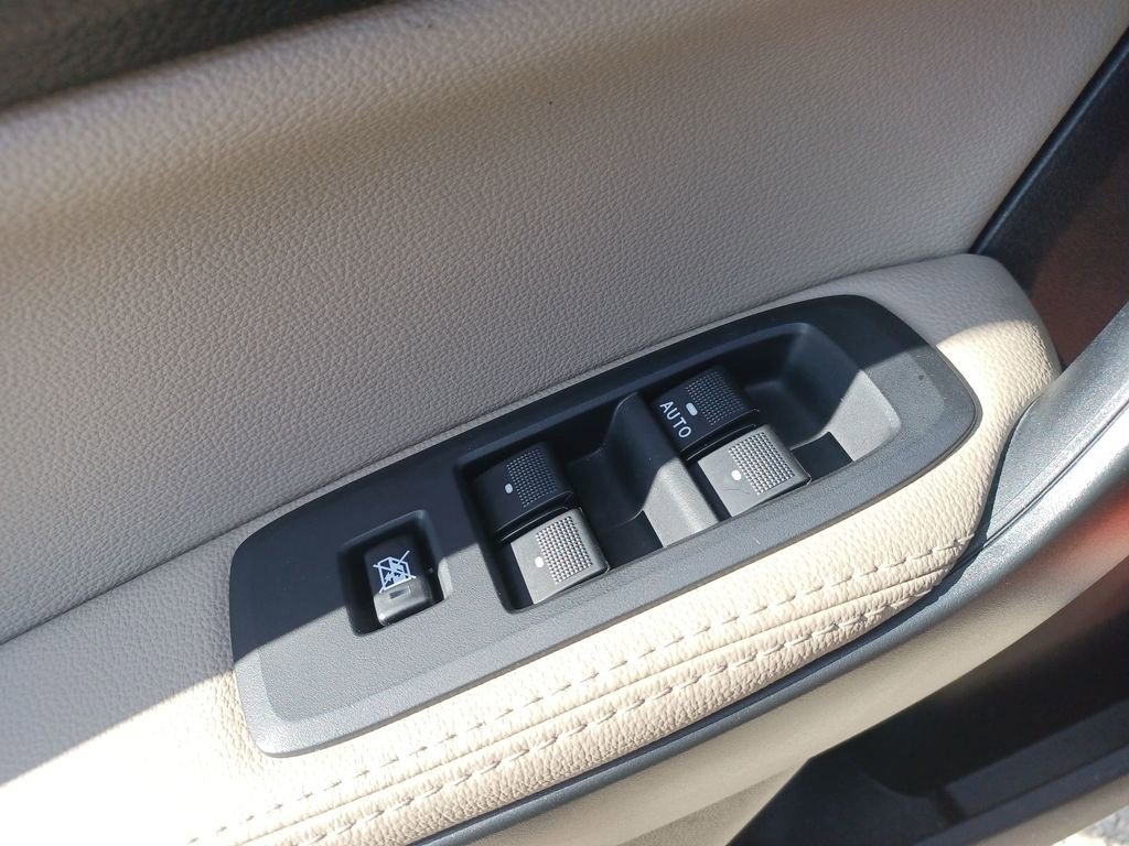 Used 2021 Ford Ranger Lariat w/ Equipment Group 501A High image 15