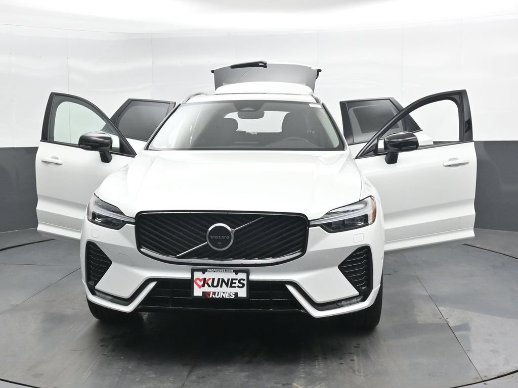 New 2026 Volvo XC60 B5 Plus w/ Climate Package AWD/4WD image 42