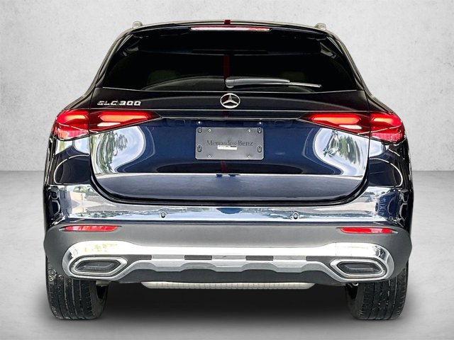 Used 2024 Mercedes-Benz GLC 300 image 4