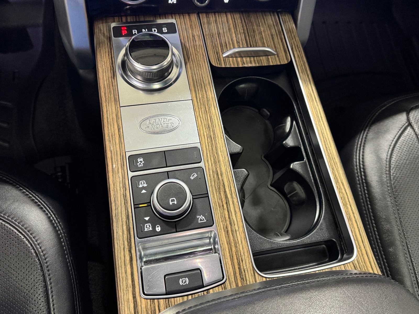 Used 2018 Land Rover Range Rover HSE AWD/4WD image 25