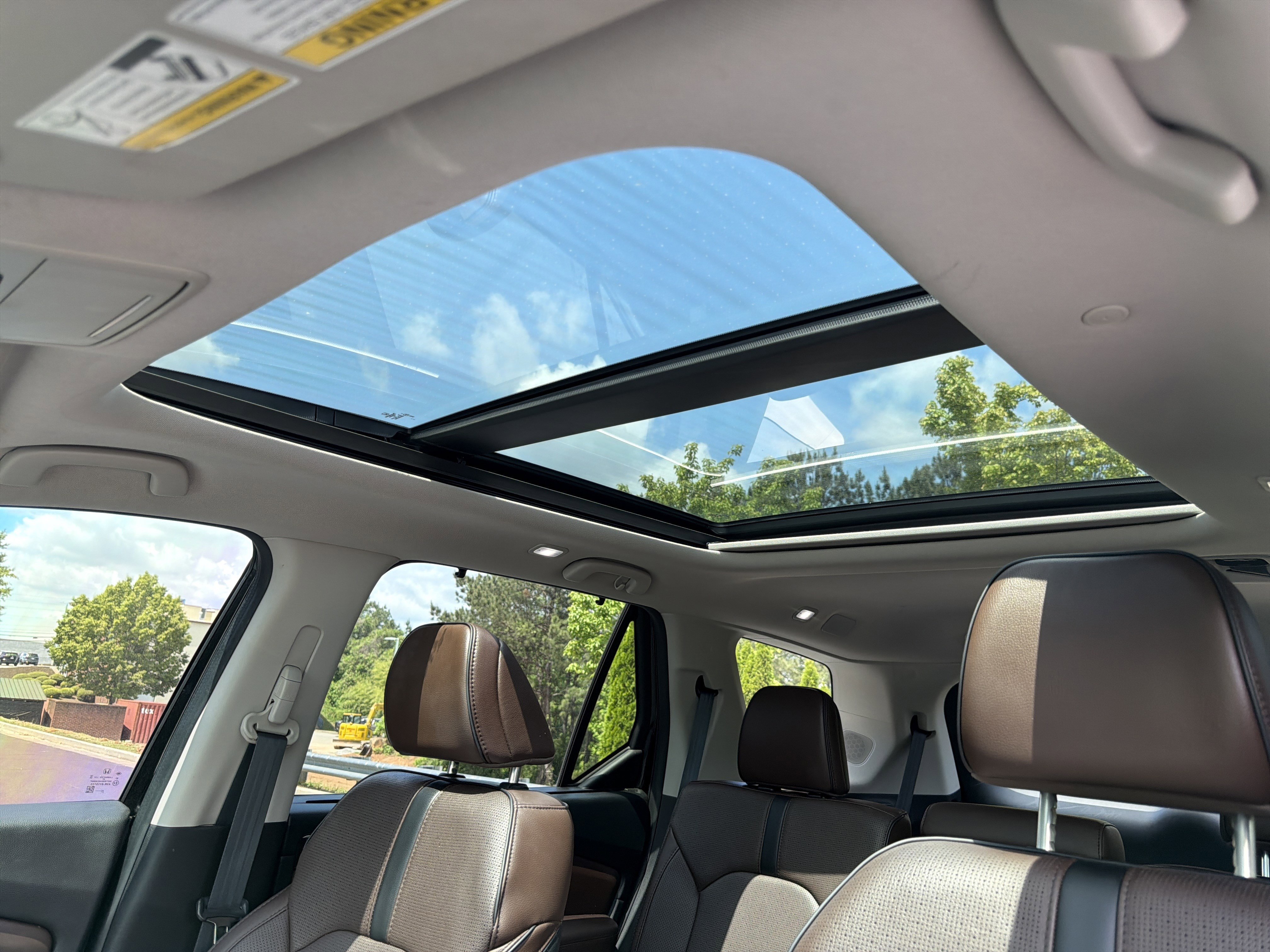 Used 2024 Honda Pilot Elite image 8