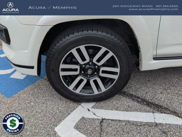 Used 2016 Toyota 4Runner Limited AWD/4WD image 12