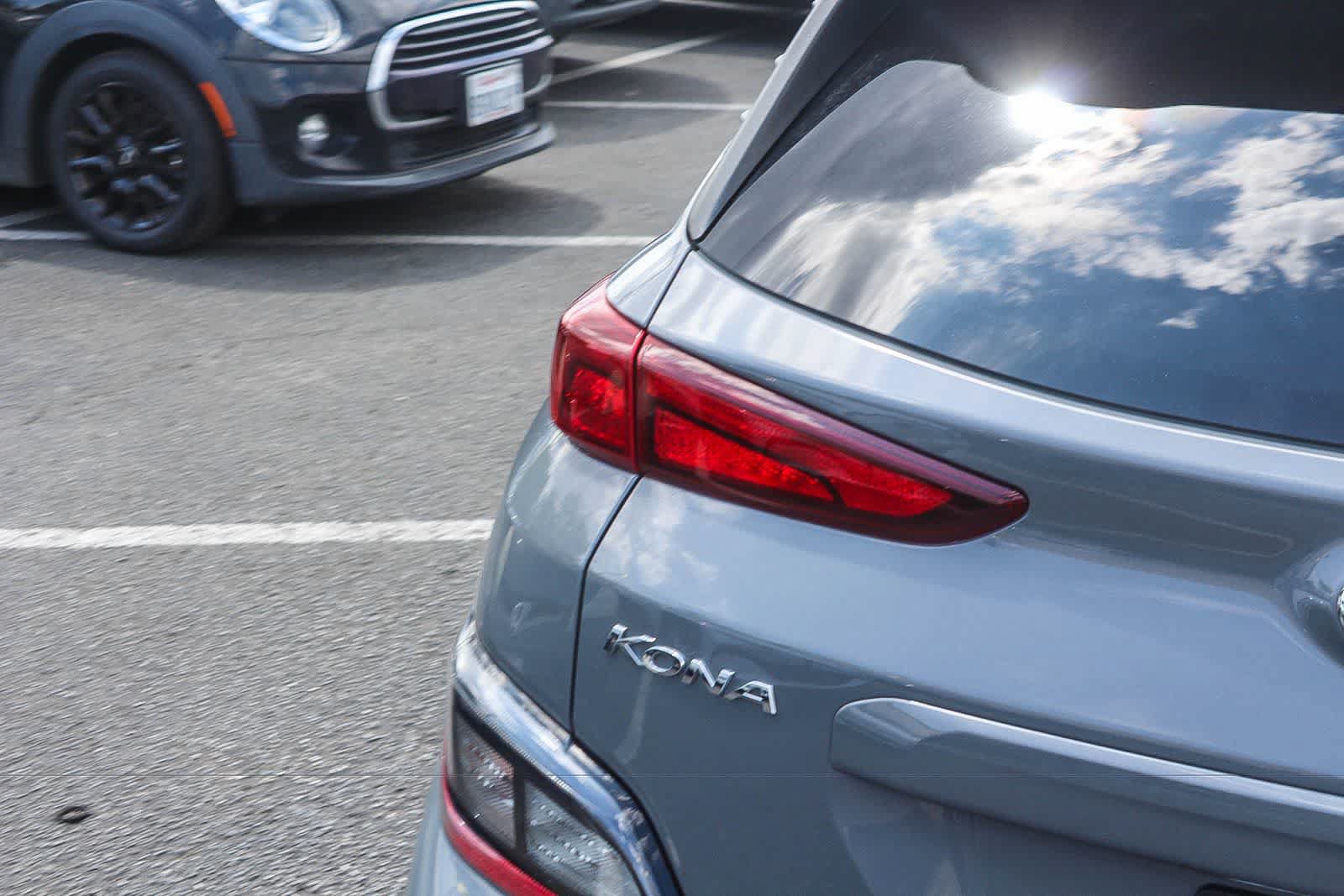 Certified 2023 Hyundai Kona SE FWD image 8