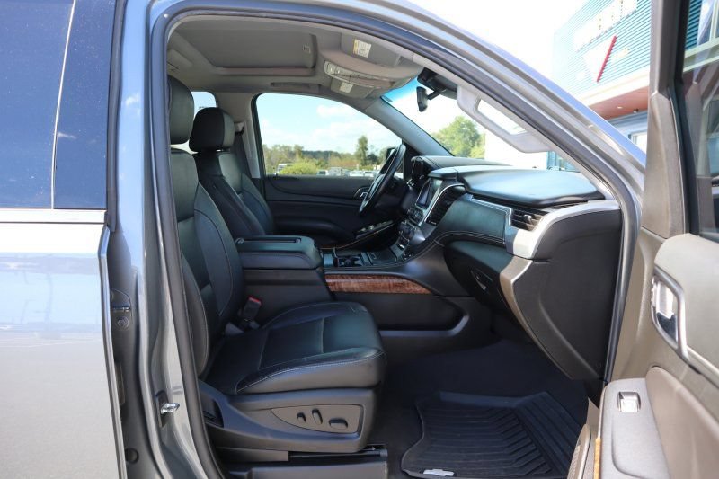 Used 2019 Chevrolet Tahoe Premier AWD/4WD image 24