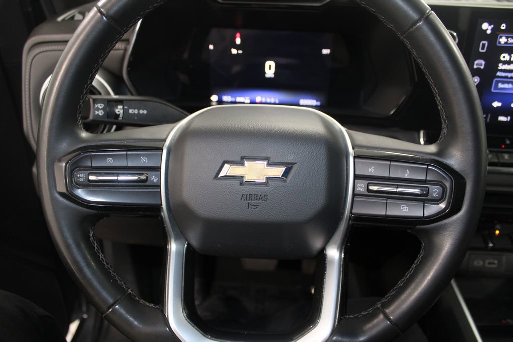 Used 2023 Chevrolet Colorado LT image 33
