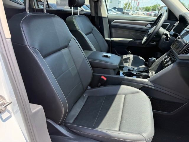 Used 2023 Volkswagen Atlas SEL AWD/4WD image 14