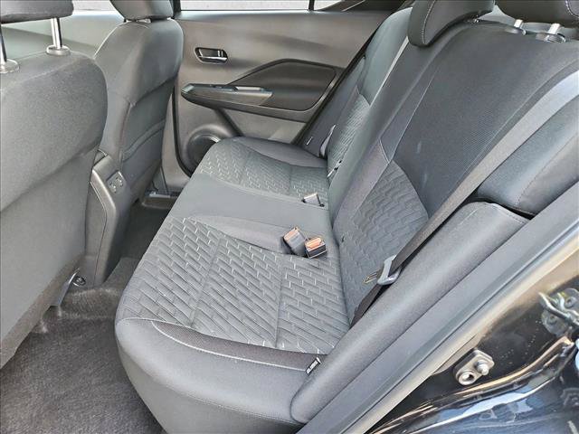 Used 2024 Nissan Kicks SV FWD image 18