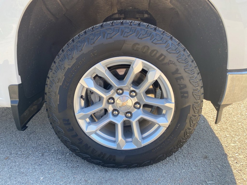 Certified 2022 Chevrolet Silverado 1500 LT image 9