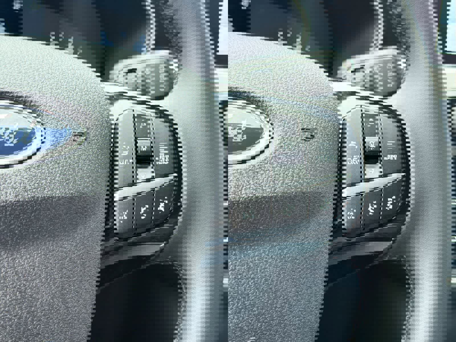 Used 2022 Ford Escape SEL image 26