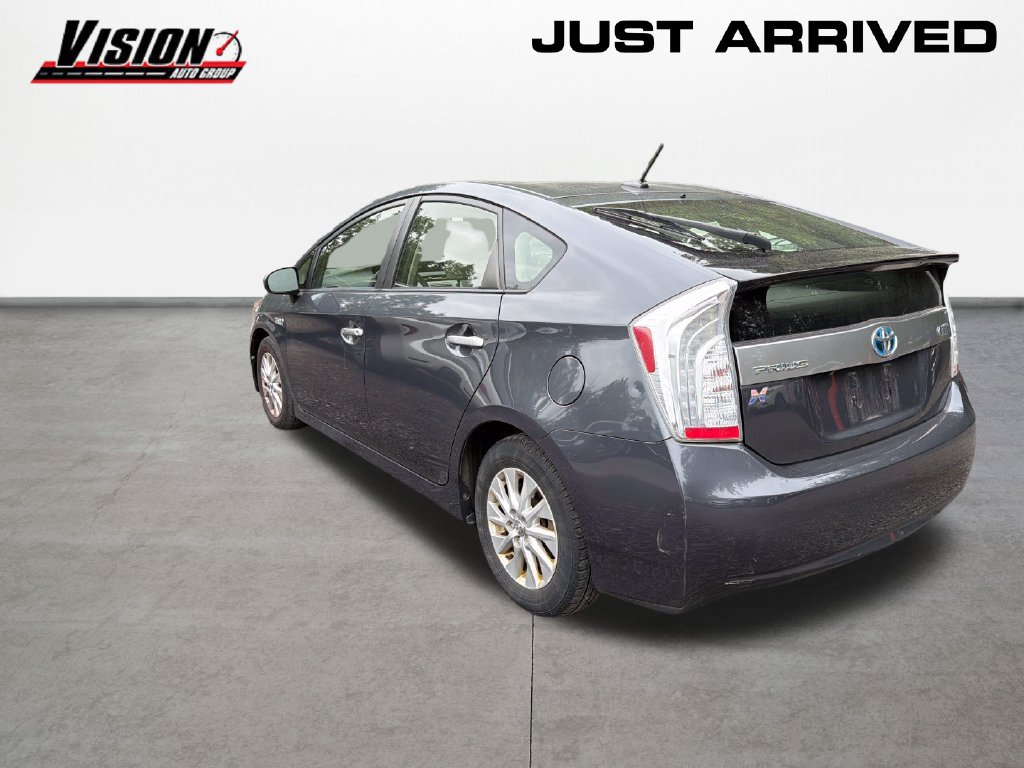 Used 2015 Toyota Prius Prime Plug-In Hybrid FWD image 7