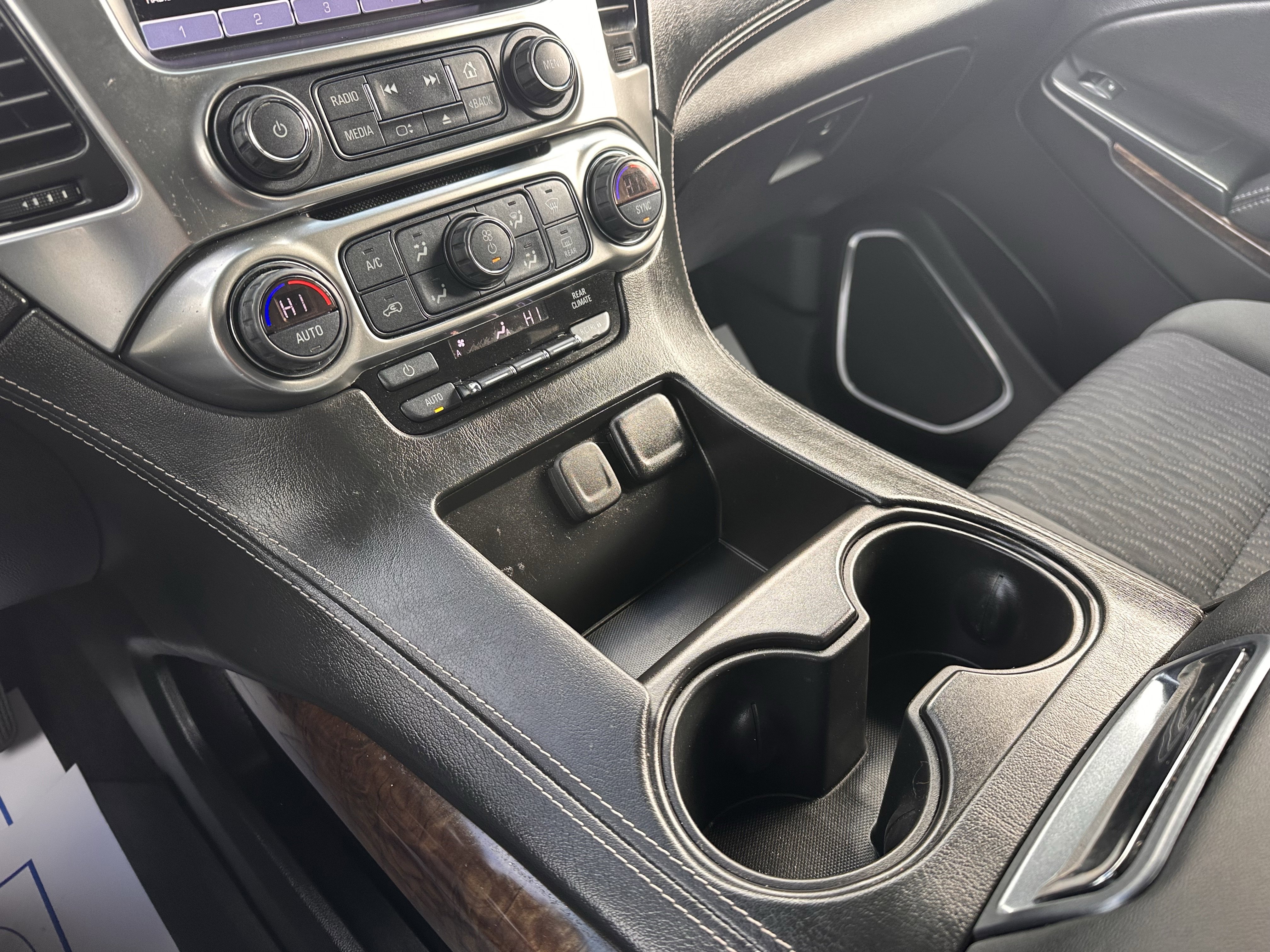 Used 2018 Chevrolet Tahoe LS w/ All-Season Package image 15