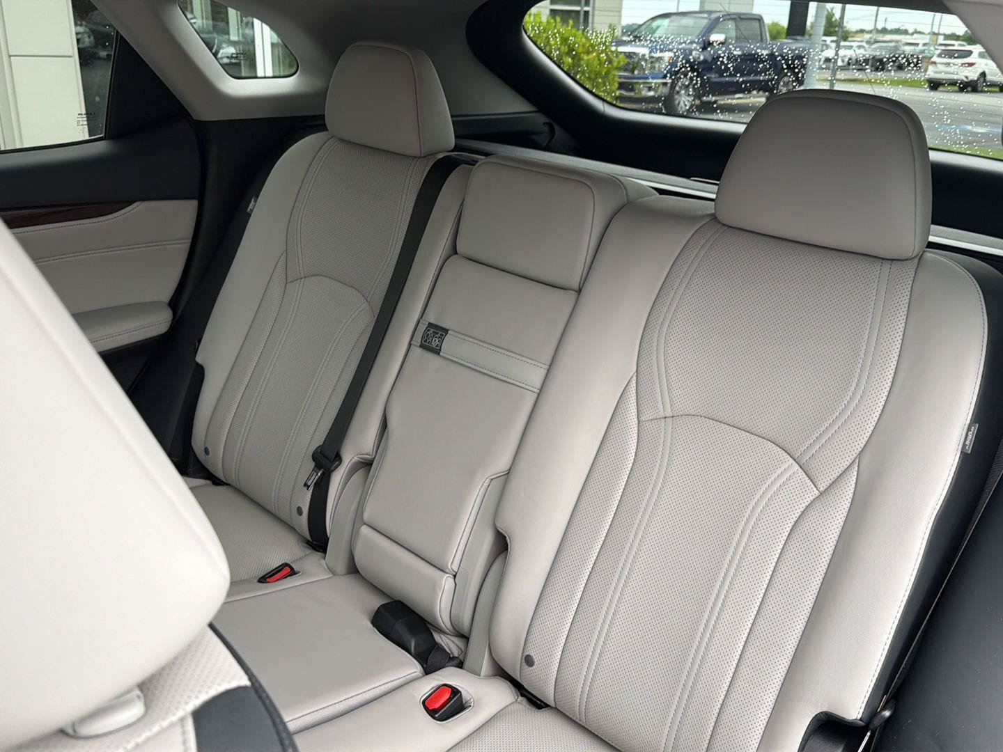 Used 2018 Lexus RX 350 FWD w/ Premium Package image 32